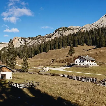 Rifugio Malga Ra Stua-3